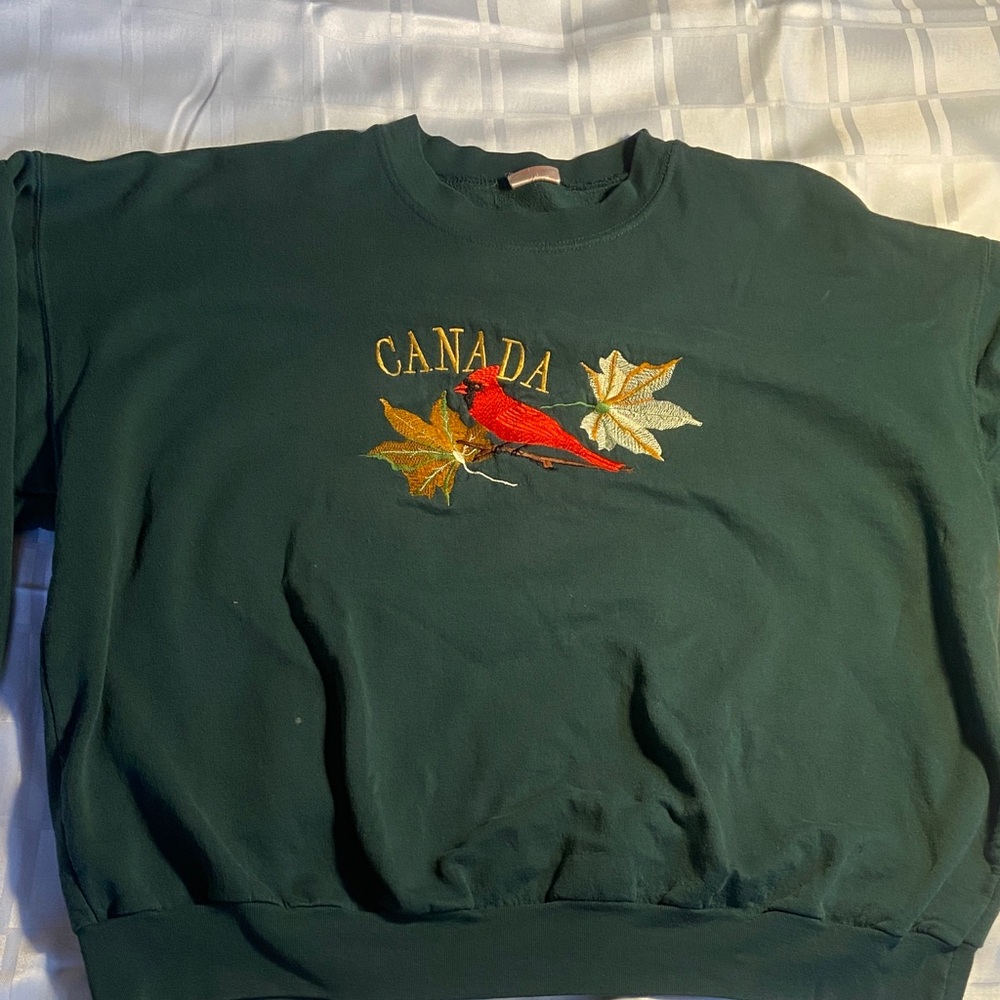 90s Vintage Forest Green Canada Embroidered Sweater